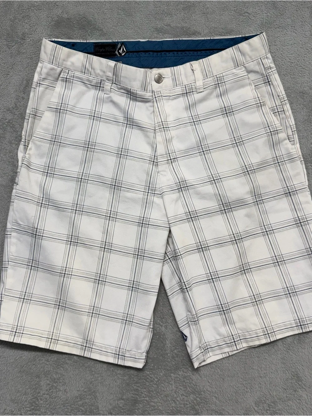 Volcom Shorts Mens 34 White Check Plaid Long Y2K Skate Surf Vintage
